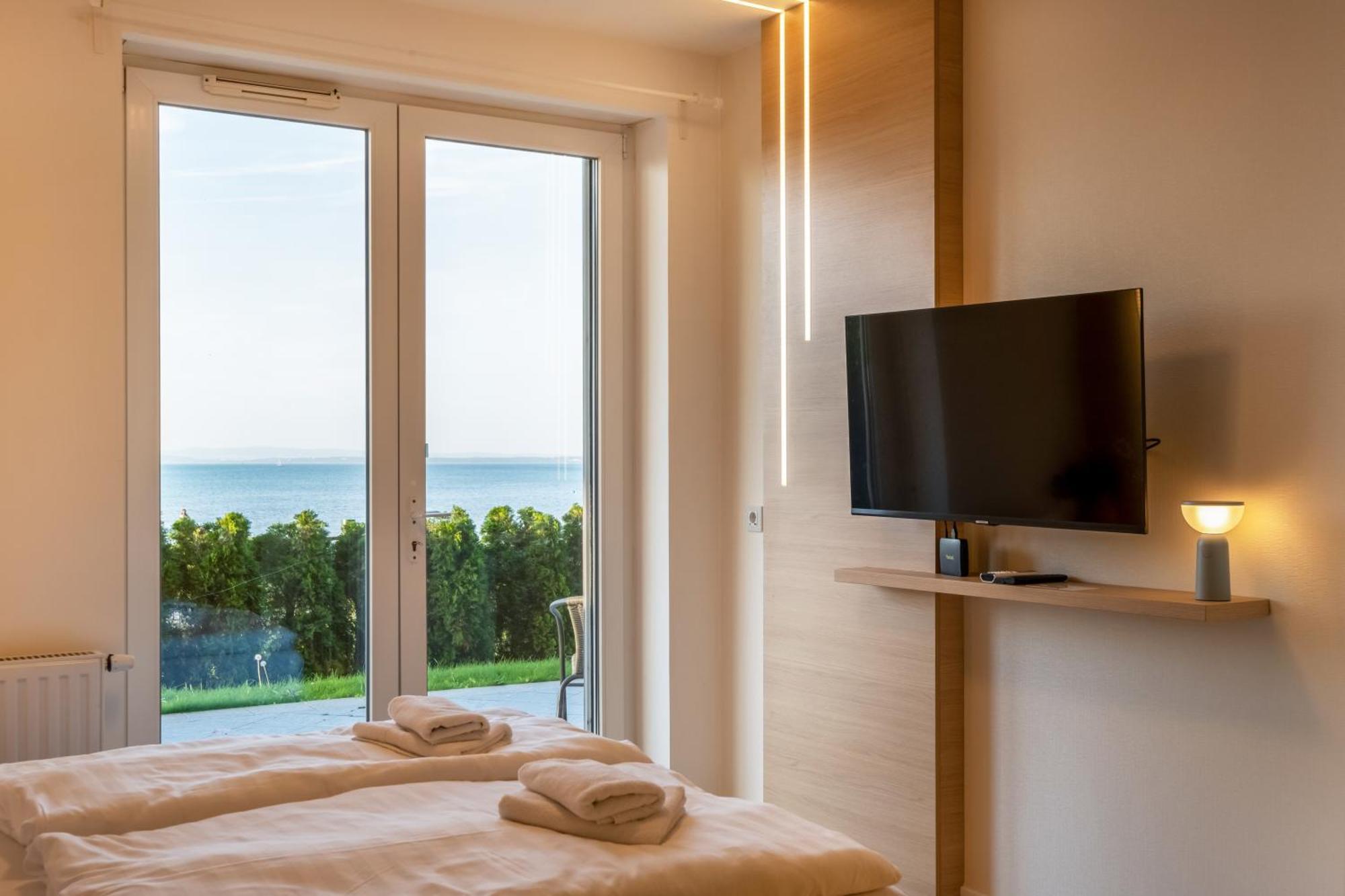 Myflat Club 218 Garden Wellness Apartments Siófok Esterno foto